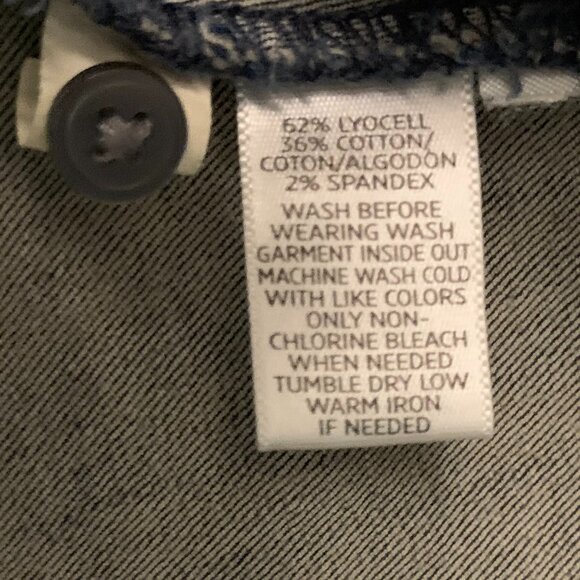 Classic Chambray Shirt - Picture 5 of 7